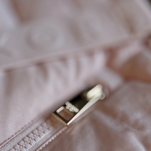 BRAND NEW Michael Kors Blush Belted Puffer Coat Jacket Size M (NWT $300) - Picture 7 of 7